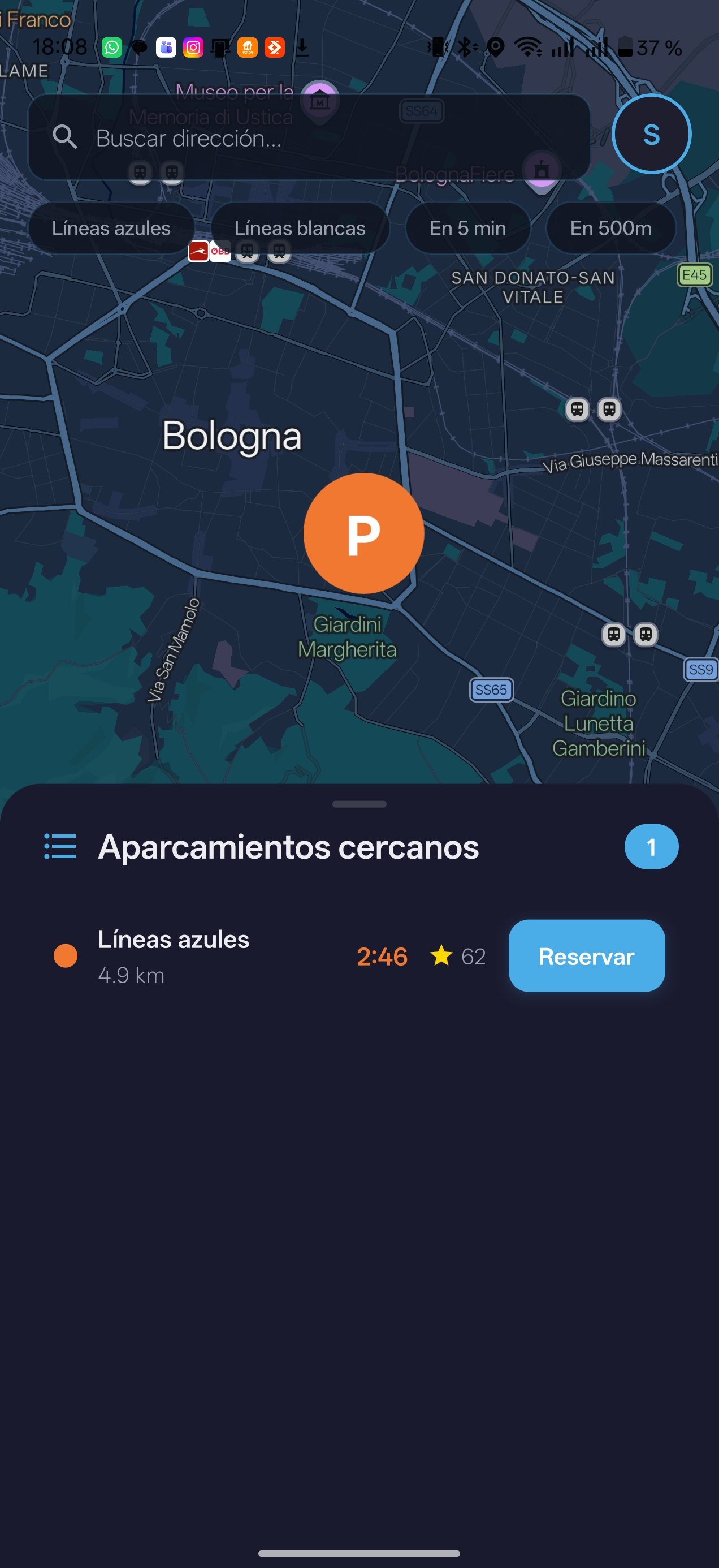 Pantalla del mapa con los aparcamientos disponibles