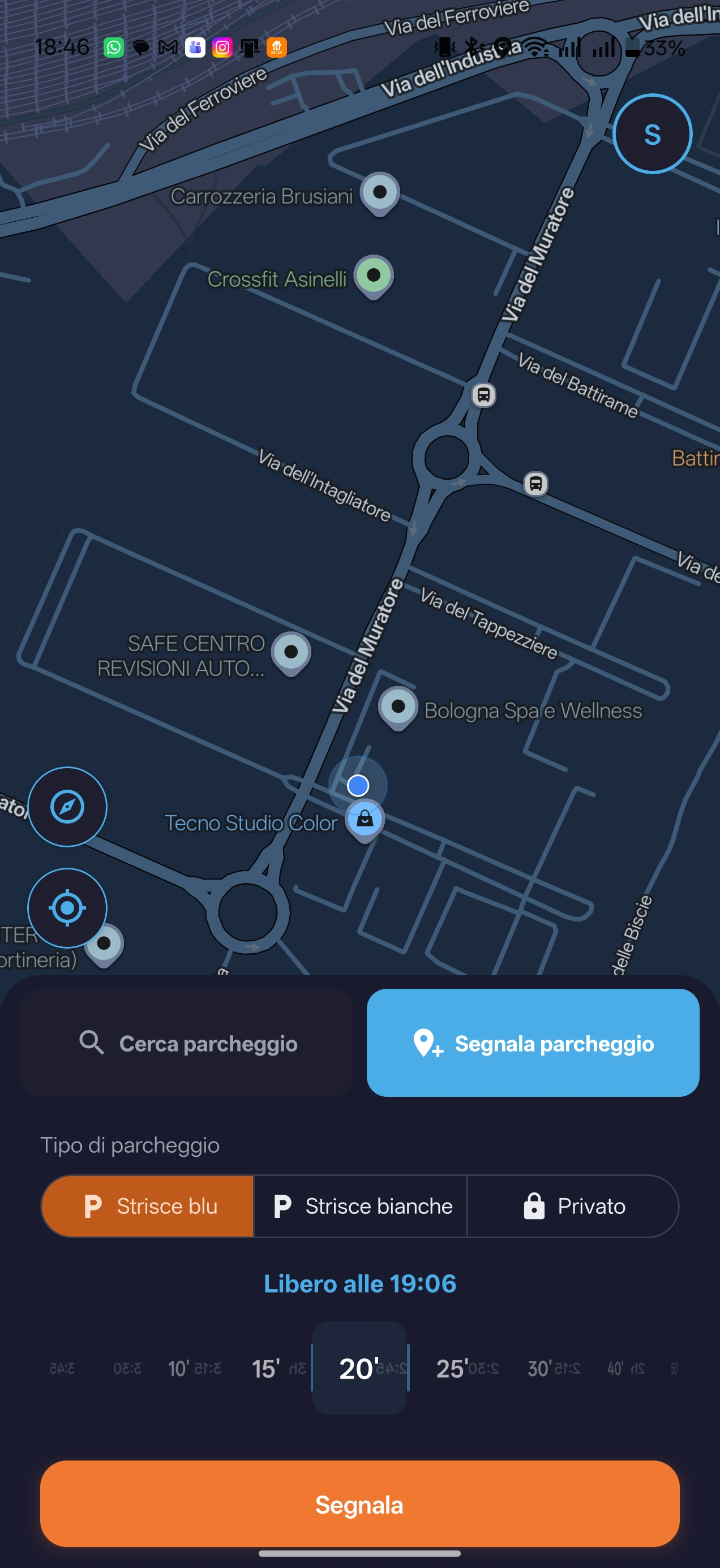 Schermata dell'app Trippy: segnalazione di un parcheggio in liberazione